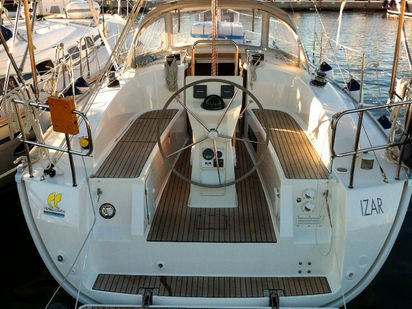 Segelboot Bavaria Cruiser 32 · 2012 (Umbau 2022) · Izar (0)