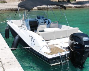 Quicksilver 675 Open