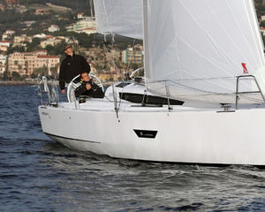 Elan E3