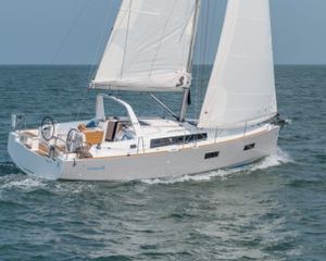 Beneteau Oceanis 38.1