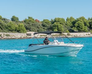 Quicksilver Activ 675 Open