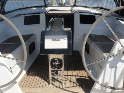 Sailboat Hanse 385 · 2015 · Riana (1)