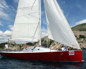 Nautic Racer 12