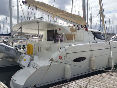 Catamaran Lipari 41 · 2011 · CURIEUSE (2)