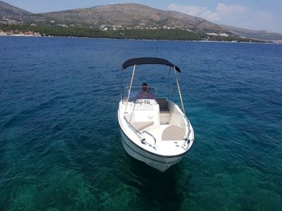 Lancha motora Quicksilver 455 · 2017 · 1062-TG (3)