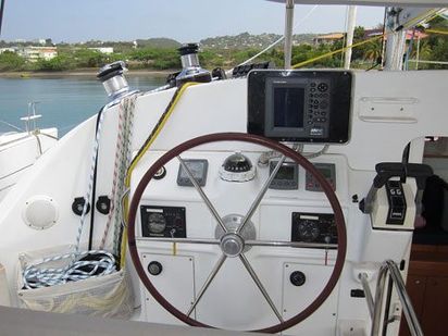 Katamaran Lagoon 410 · 2006 · Mucho Gusto (3)