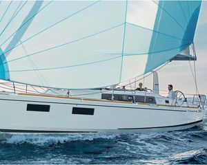 Beneteau Oceanis 38.1