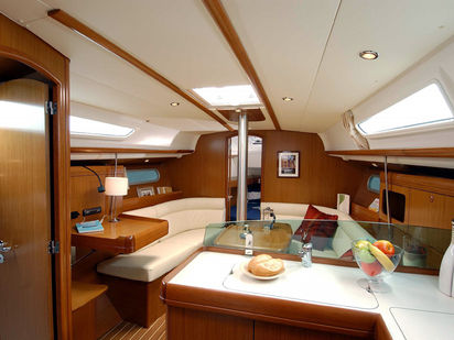 Sailboat Jeanneau Sun Odyssey 36I · 2010 · Primus Navi (1)