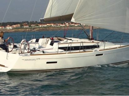 Sailboat Jeanneau Sun Odyssey 379 · 2014 · EC- 379-14-G (0)