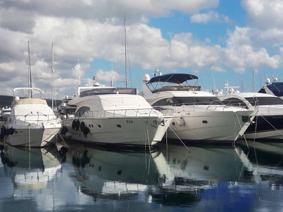 Motorboat Ferretti 68 · 2006 · Pax (1)