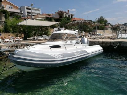 Bateau semi-rigide SACS Mamba 635 · 2000 (0)