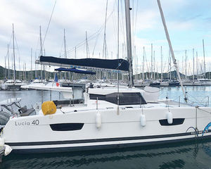 Fountaine Pajot Lucia 40