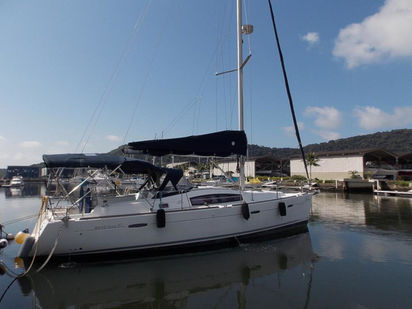 Velero Beneteau Oceanis 40 · 2008 (0)