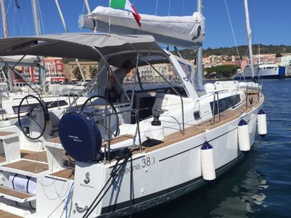 Barca a vela Beneteau Oceanis 38 · 2017 (0)