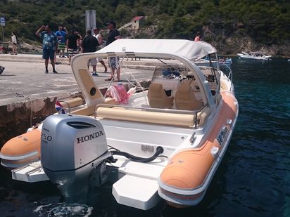 Gommone AquaMax B23- F · 2014 (0)