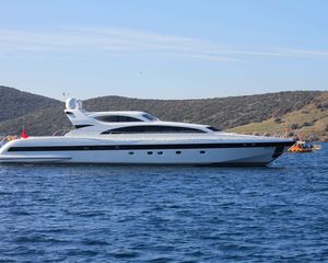 Mangusta 107