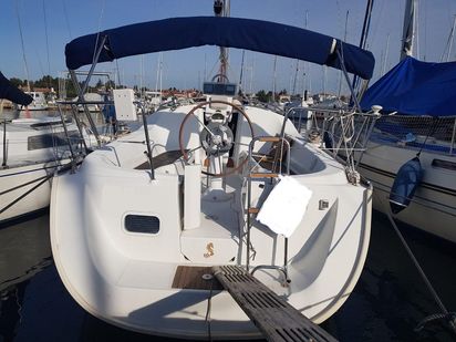 Sailboat Beneteau Oceanis Clipper 323 · 2004 (refit 2018) · Despina (1)