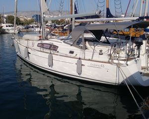 Beneteau Oceanis 43