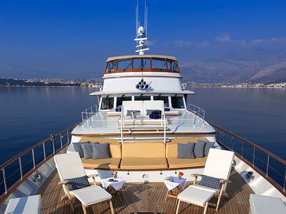 Barco a motor Cruisers 440 · 1997 (reacondicionamiento 2018) · Adriatic Escape (0)