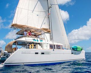 Lagoon 560 S2