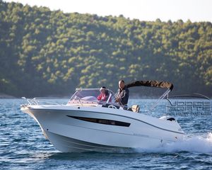 Atlantic Marine Sun Cruiser 690