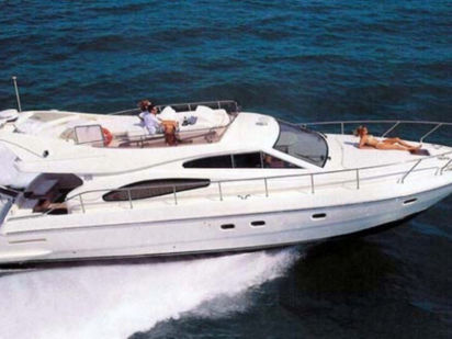Motorówka Ferretti 48 · 2004 (0)