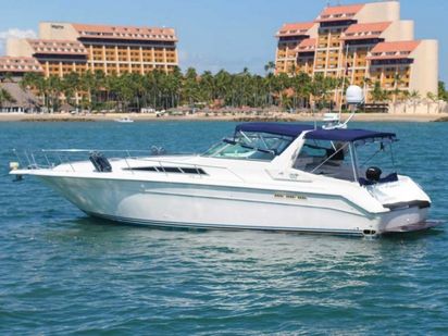 Motorboat Sea Ray 400 Express Cruiser · 2010 · 42 Sea Ray (1)