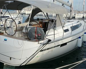 Bavaria Cruiser 37