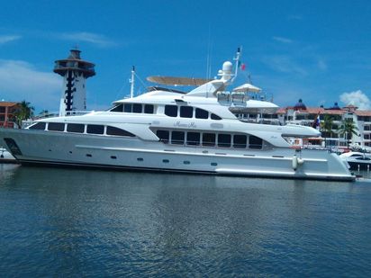 Motorboat Benetti Classic 120 · 2004 (0)