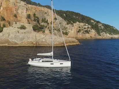 Segelboot Beneteau Oceanis 38 · 2020 (0)