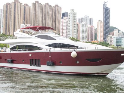 Motorówka Custom Built · 2012 · Red Diamond Queen 92 - Night Charter (0)