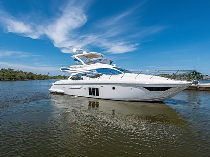 Motorówka Azimut 54 · 2013 (remont 2016) · Azimut 54 - Night Charter (0)