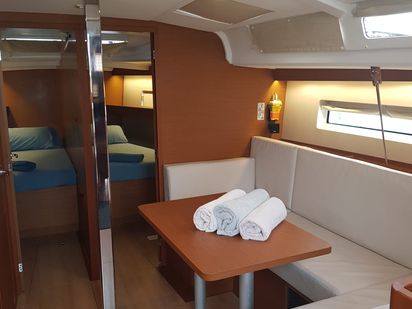 Sailboat Jeanneau Sun Odyssey 440 · 2019 · CORCHO XIII (1)