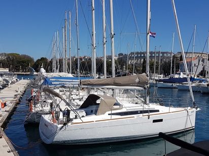 Sailboat Jeanneau Sun Odyssey 349 · 2017 · Romana (0)