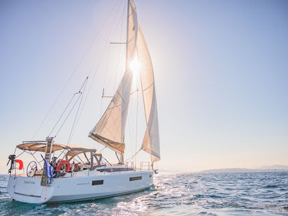 Sailboat Jeanneau Sun Odyssey 410 · 2019 · Emotion (1)
