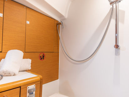 Segelboot Jeanneau Sun Odyssey 449 · 2018 · Asante (4)