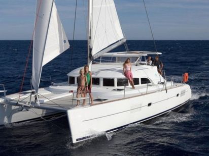 Catamarano Lagoon 380 · 2011 · Shona (3)