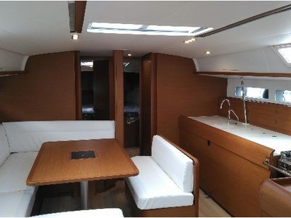 Sailboat Jeanneau Sun Odyssey 519 · 2018 · Amfithoe (1)