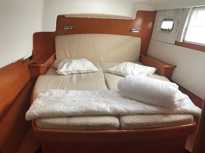 Catamaran Lagoon 440 · 2007 · Isis (1)