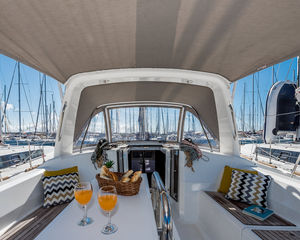 Beneteau Oceanis 38.1