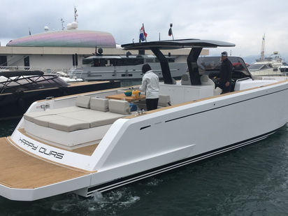 Barco a motor Pardo 43 · 2019 · Pardo 43 (1)