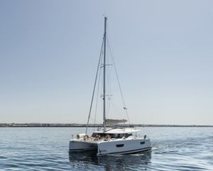 Fountaine Pajot Astrea 42