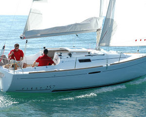 Beneteau First 25.7