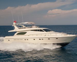 Ferretti 72