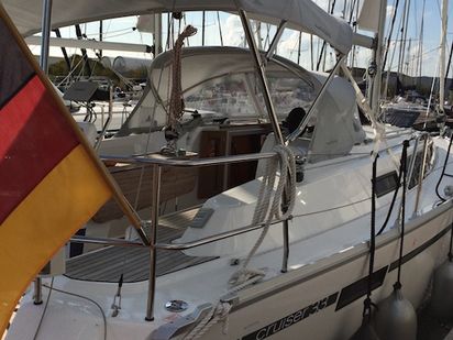 Żaglówka Bavaria Cruiser 33 · 2015 · Sunny (1)