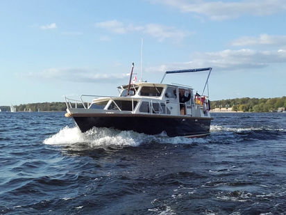 Bateau à moteur Custom Built · 1982 (0)