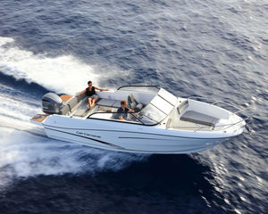 Jeanneau Cap Camarat 7.5 CC