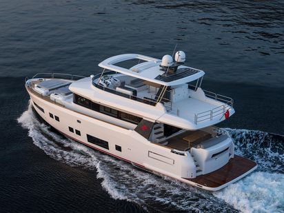 Bateau à moteur Sirena 64 · 2012 · Salacia (1)