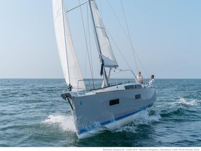 Voilier Beneteau Oceanis 38 · 2016 · Folie (1)