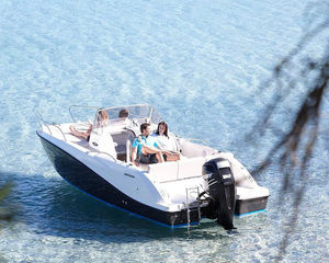 Quicksilver 675 Sundeck